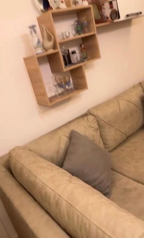 Jepet me qira 2+1 perballe Hurry Fultz Rr.Asim Vokshi 550 mije leke