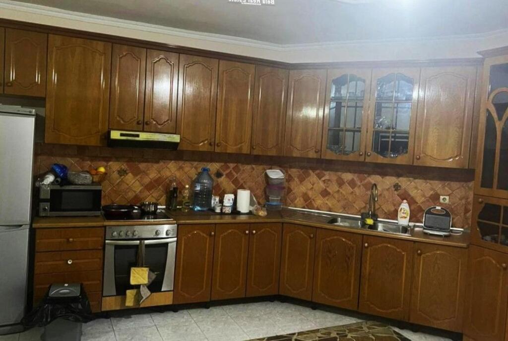 Apartament Me Qera 2+1 Tek Rruga Dritan Hoxha ( ID B2201692) Tirane