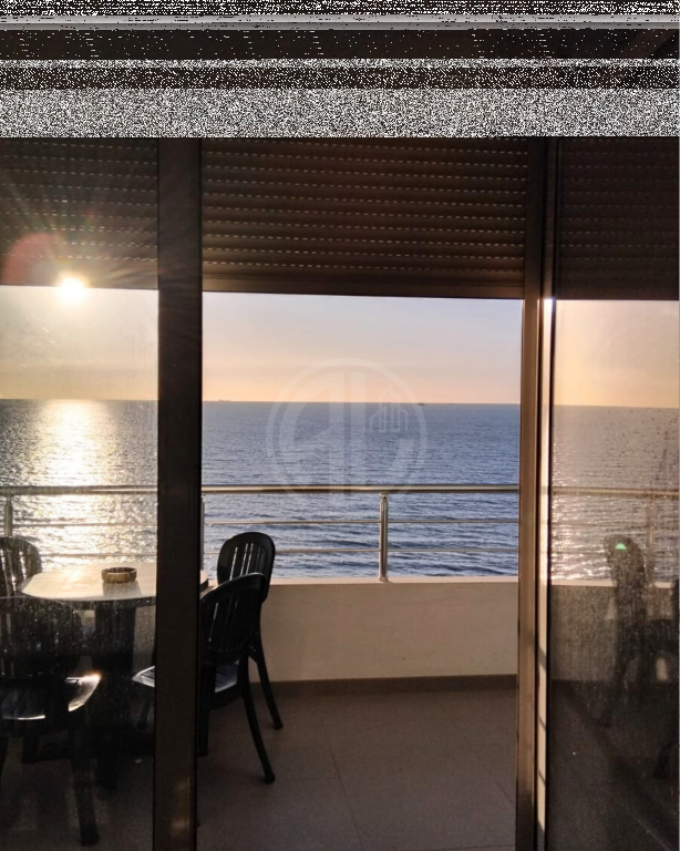 🏡 Shitet Apartament 2+1 në Kati e 7-të me Pamje Fantastike nga Deti – Vija e Parë!