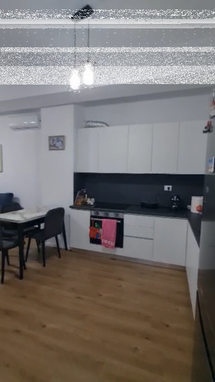 Apartament 1+1, Kaimi Ali Dem!