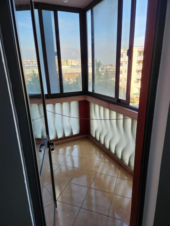 Jepet me qira 2+1 te Malaziani Kthesa e Kamzes 500€