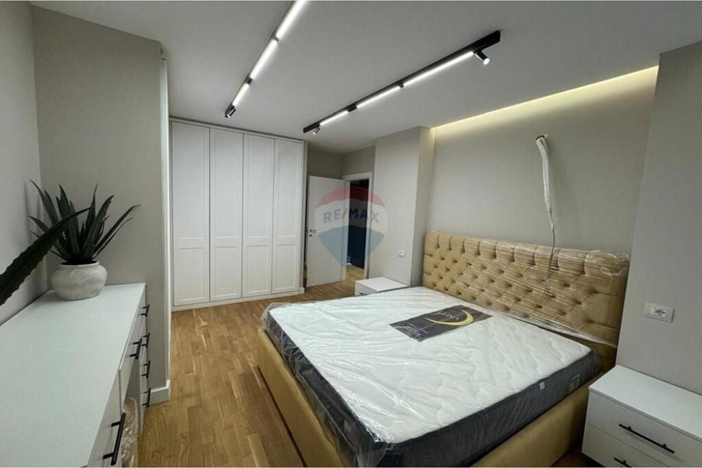 APARTAMENT LUKSOZ 1+1 PER QIRA-KOPSHTI ZOOLOGJIK