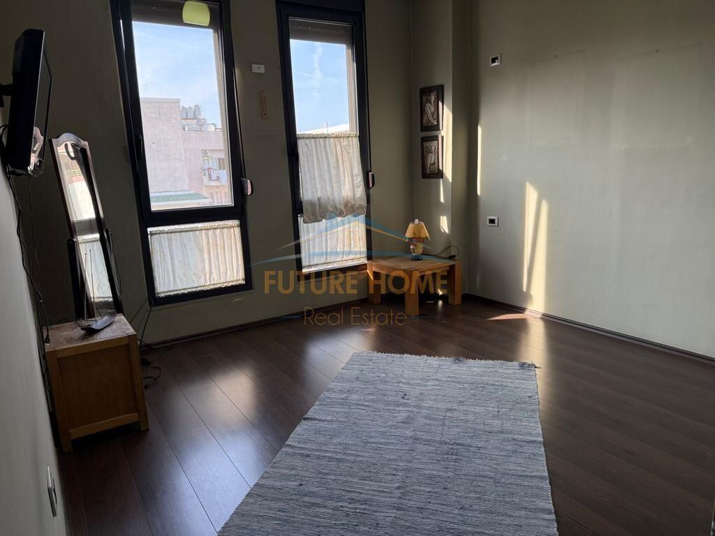 Shitet apartament 2+1+2 Yzberisht