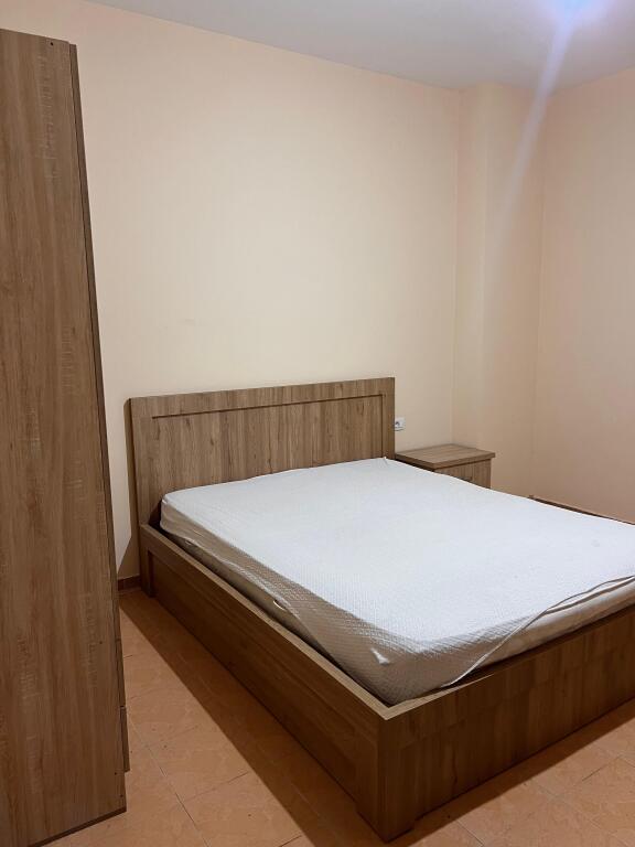 Jepet Me Qera Apartament 2+1+1 Ballkon