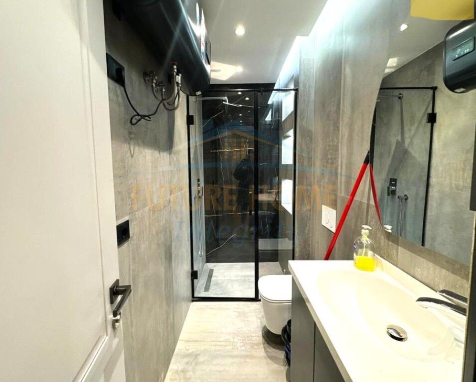 Shitet, Apartament 1+1+Verandë, Rezidenca Kodra e Diellit 1, Tiranë.