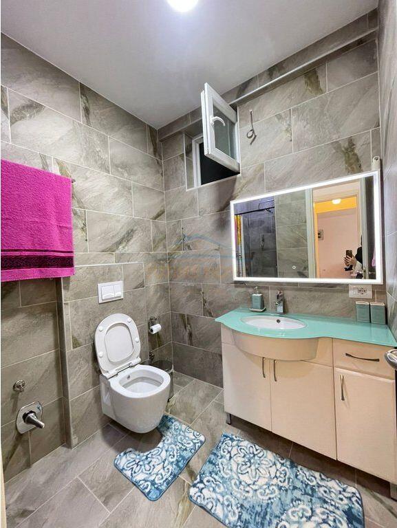 Qera, Apartament 2+1+2,Kopshti Botanik, Tiranë.
