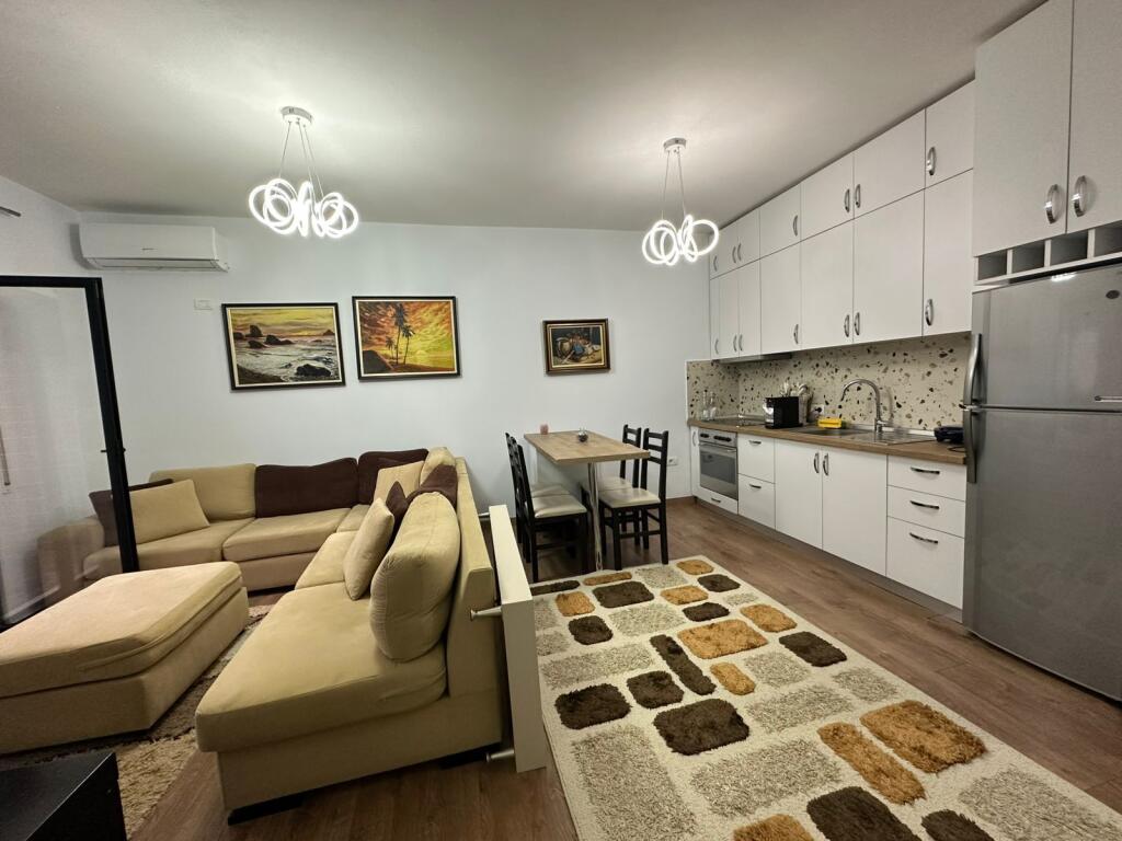 Japet me qera apartament 2+1, me sip 95m2