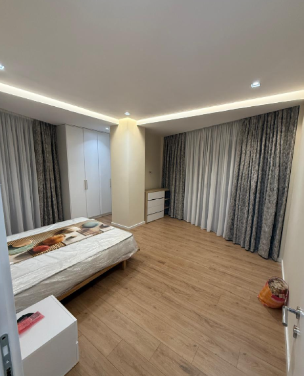 🏢 Apartament 2+1 – Mine Peza, Golden Tower