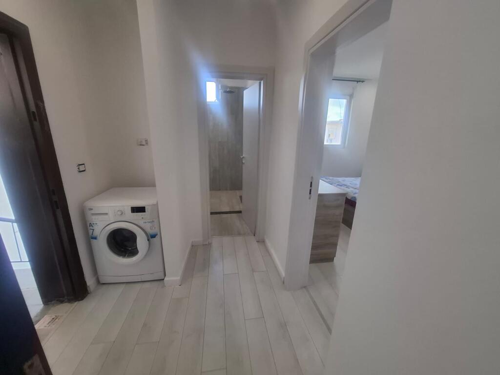 Jepet apartament me qera 1+1