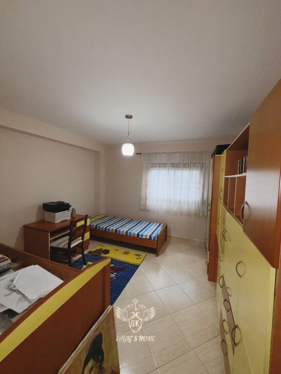 🏡 APARTAMENT ME QERA  • 2+1+2 me ballkon 💰 Çmimi: 40.000 leke neto ✅