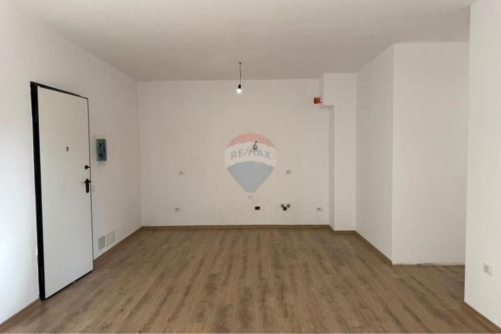 SHITET APARTAMENT 2+1+2, PALLATI BRIGADAVE