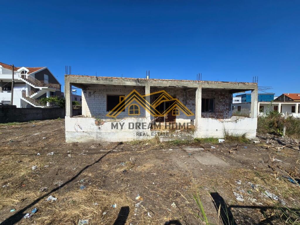 SHITET SHTEPI PRIVATE NE PLAZH DURRES!!