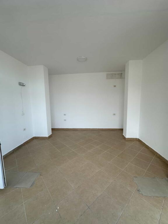 VENDESI APPARTAMENTO SHKEMBI KAVAJES VISTA MARE 2+2+2