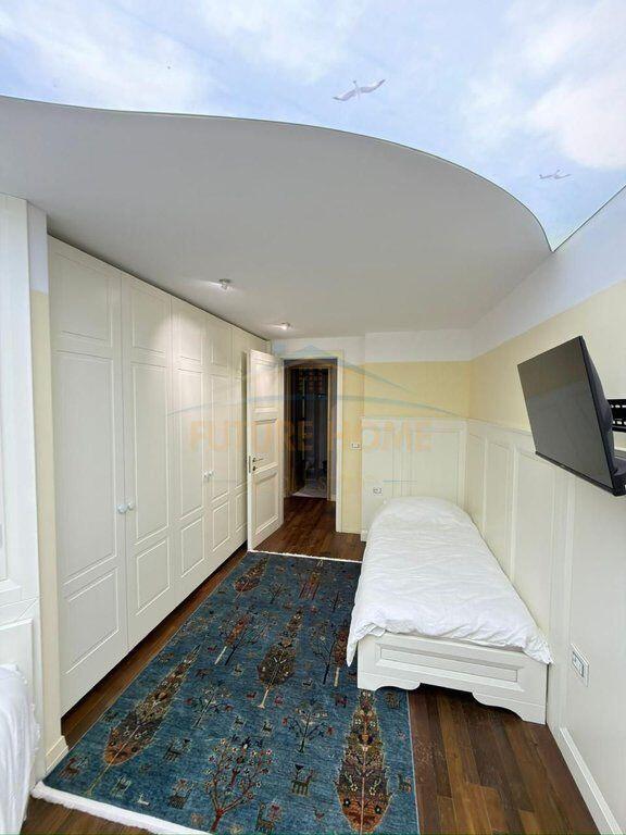 SHITET APARTAMENT 2+1 TEK RRUGA E DIBRES