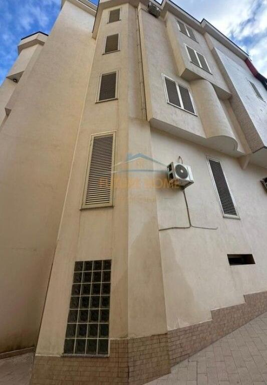 🏢 Qira | Godinë 4-Katëshe+20 POSTE PARKIMI – Rruga Gjergji Legisi