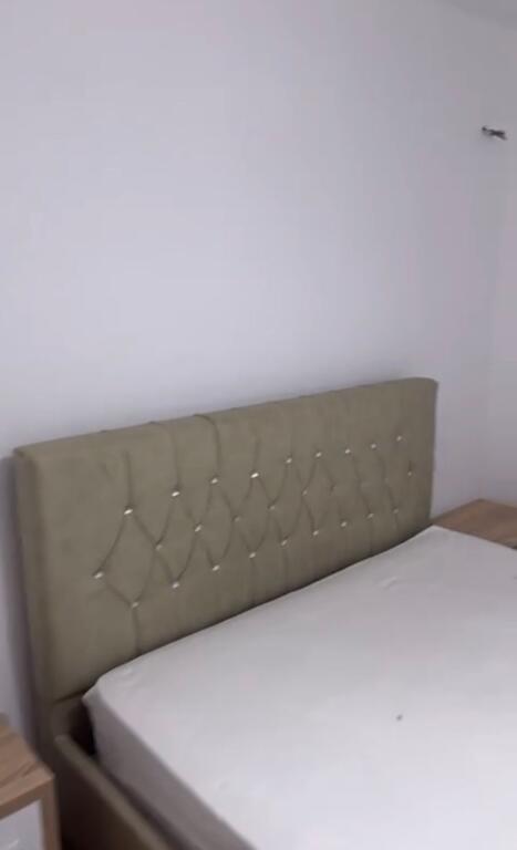 Jepet me qira 2+1 perballe Hurry Fultz Rr.Asim Vokshi 550 mije leke