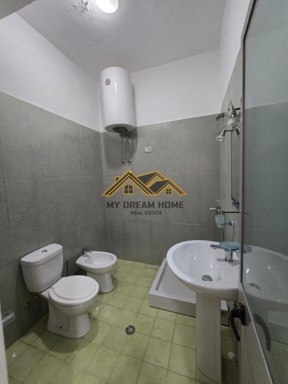 MINI HOTEL NE PLAZH PER SHITJE