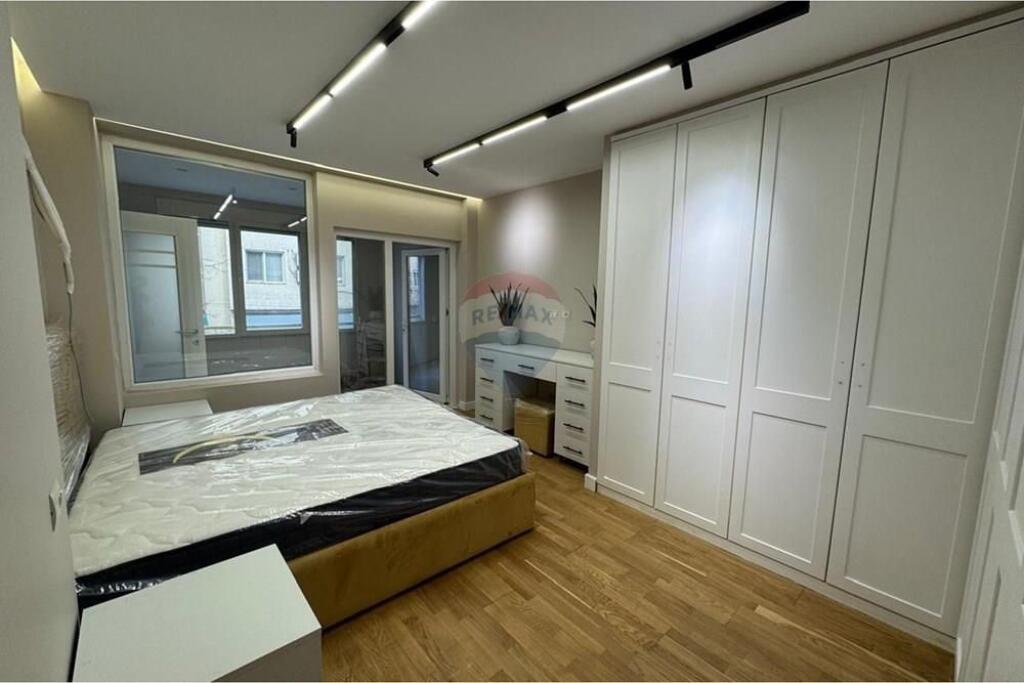 APARTAMENT LUKSOZ 1+1 PER QIRA-KOPSHTI ZOOLOGJIK