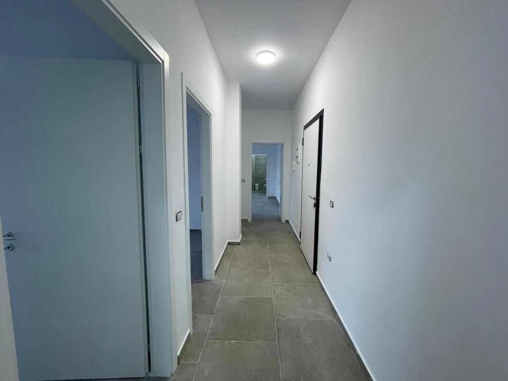 Ambient me Qira – Grand Park Residence (Fusha e Aviacionit)