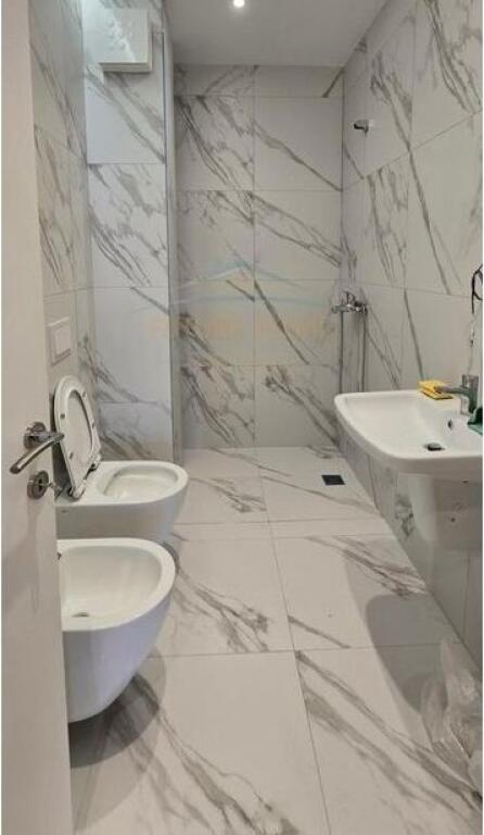 Qera, Apartament 2+1+2, Për Zyra, Mine Peza, Tiranë