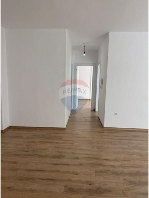 SHITET APARTAMENT 2+1+2, PALLATI BRIGADAVE