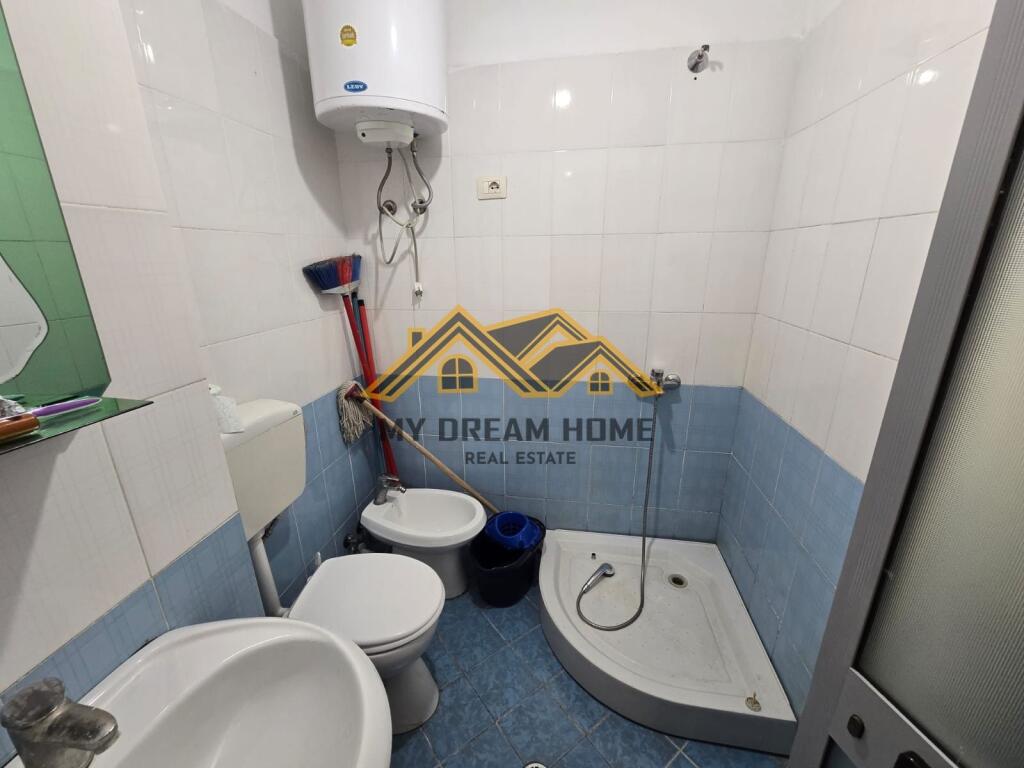 JEPET ME QERA APARTAMENT 2+1 NE PLAZH RROTA KUQE