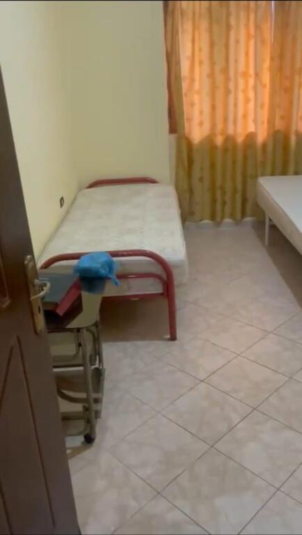 APARTAMENT 1+1. 20000 LEKE.RRUGA 5 MAJI.PAS CONCORD CENTER.