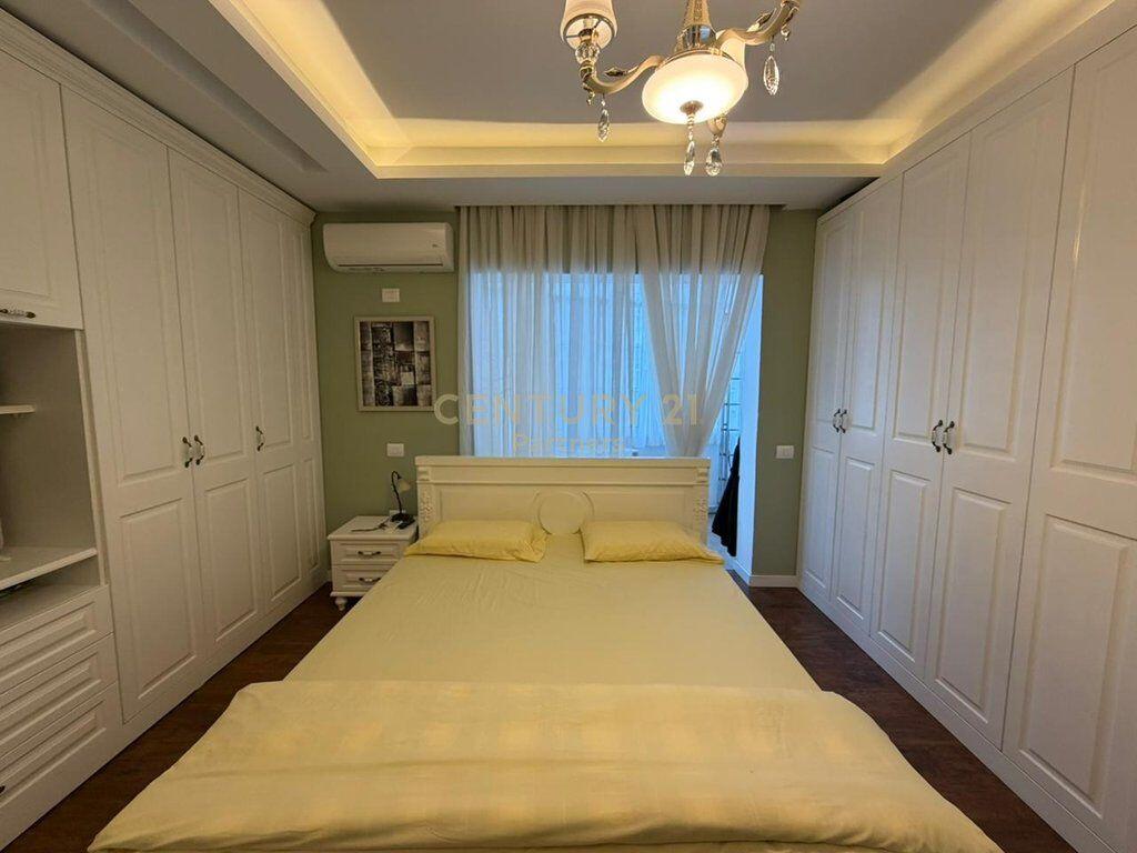 Appartamento 1+1+ Veranda in vendita vicino a Casa Italia