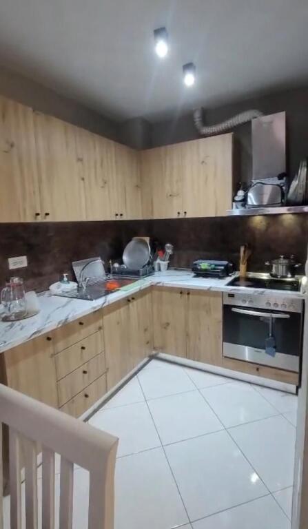 Super ap 3+1 at the botanical garden (bitraj complex)