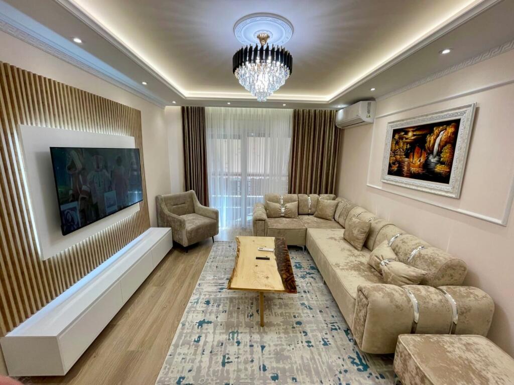 📣 QERA SUPER Apartament 2+1 Me 2 Tualete, 2 Ballkone Dhe Post Parking 📍 Kompleksi Colombo, Prane Liqenit Te Thate ✨