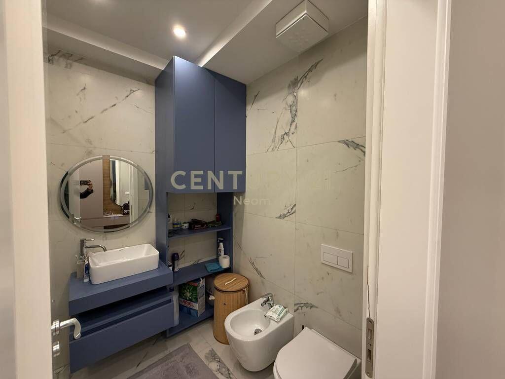 Apartment 2+1 for sale at Kodra e Diellit