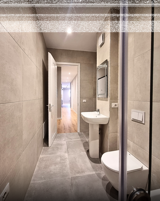 ✨ SUPER KOMPLEKS I RI • ELITAR ✨ 🏢 Për Zyrë ose Banim 🏡  🏡 JEPET ME QIRA APARTAMENT 2+1+2 + POST PARKIMI 🚗 📦 Apartamenti jepet bosh  📍 Vendndodhje Premium: Pranë KESH, midis Vasil Shantos dhe Komunës së Parisit, Tiranë  🆕 I pabanuar më parë