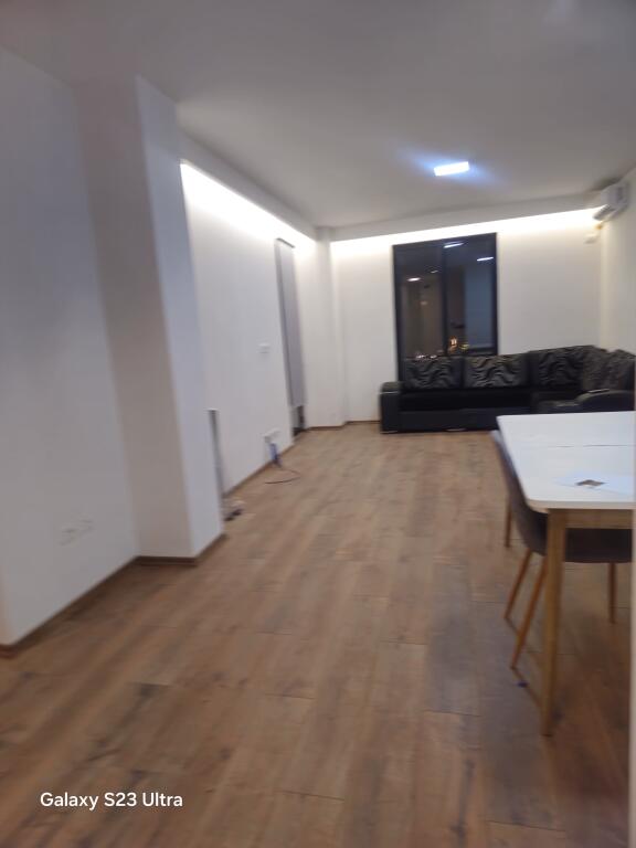 Jepet me qira 2+1 bosh Astir te Sorriso 40.000 leke