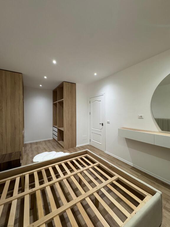 Apartament 1+1 per shitje te Rruga Fortuzi