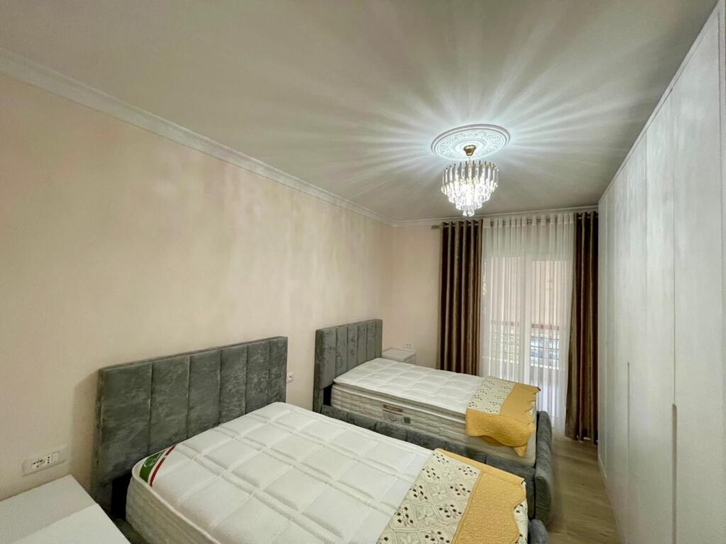 📣 QERA SUPER Apartament 2+1 Me 2 Tualete, 2 Ballkone Dhe Post Parking 📍 Kompleksi Colombo, Prane Liqenit Te Thate ✨