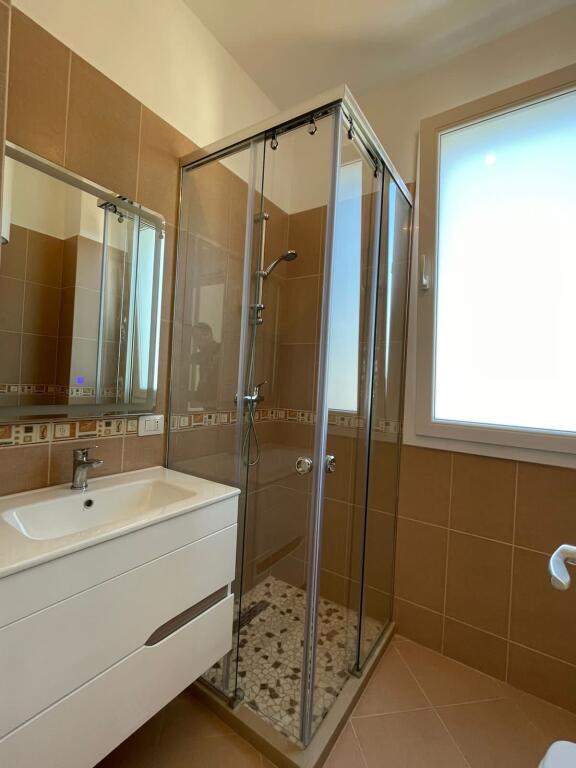 For rent 2+1+2+ parking Gramoz Pashko Street 800€