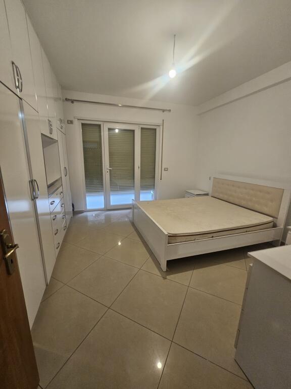 Jepet me qira 2+1+1 ASTIR TE BOHEM 450 mije leke