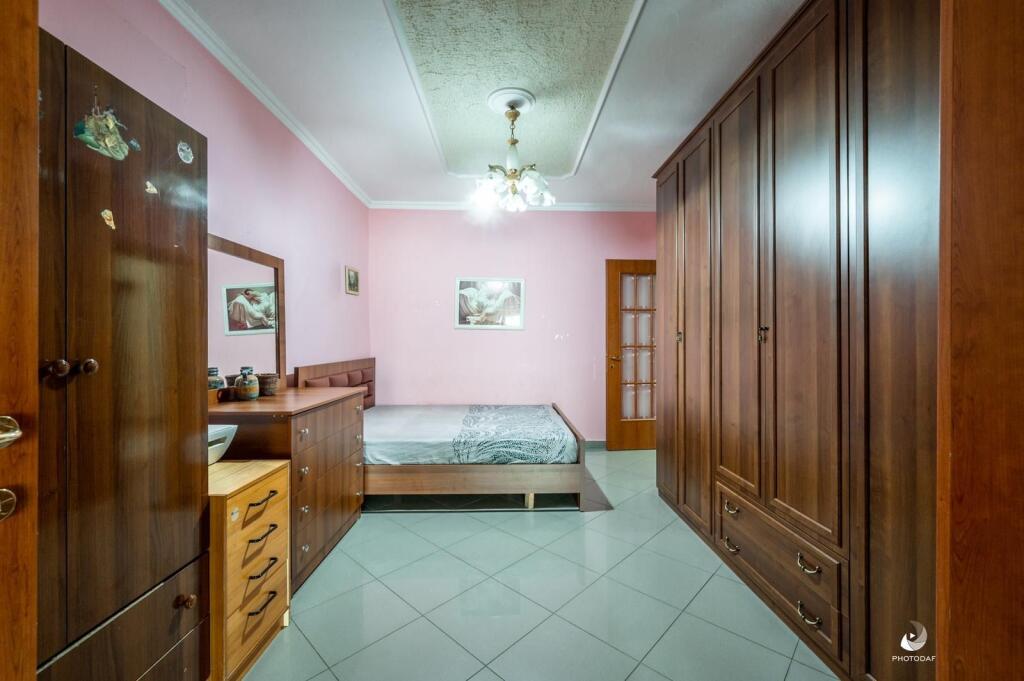 Jepet Me Qera Apartament 1+1+1 Ballkon