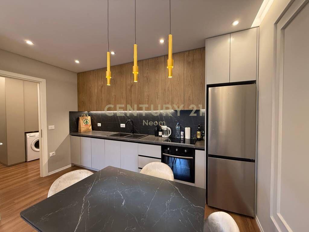 Apartment 2+1 for sale at Kodra e Diellit