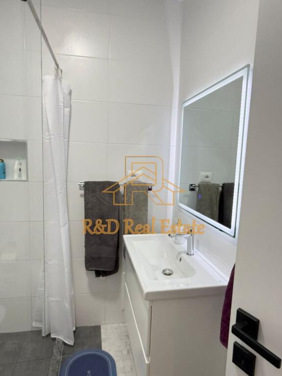 🏡 Jepet me qera studio apartament (garsoniere) – Fresku