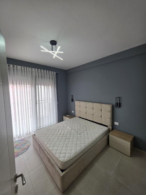 Apartament me qera 2+1 Kopshti Botanik