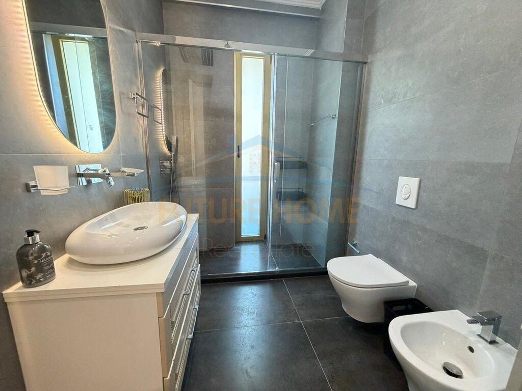 Qera, Apartament 2+1+ post parkimi Air Albania