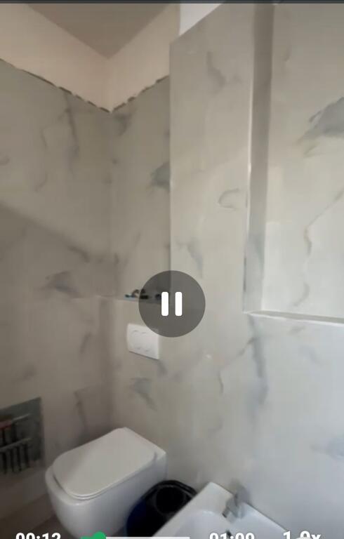 Shitet apartament 2+1+ 1 post parkim  Rruga Siri  Kodra