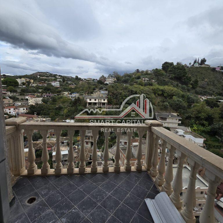 Shitet apartament 1+1 te xhamia Vlore!