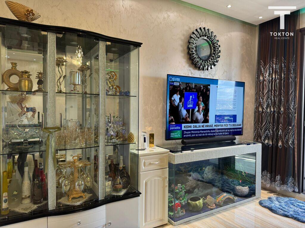 IN VENDITA, APPARTAMENTO 1+1, EX CAMPO DI AVIAZIONE, TIRANA