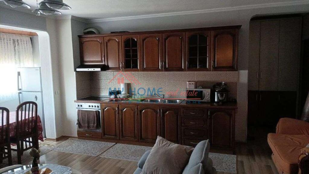 Apartament 2+1 me qera Ish Fusha e Aviacionit Tirane