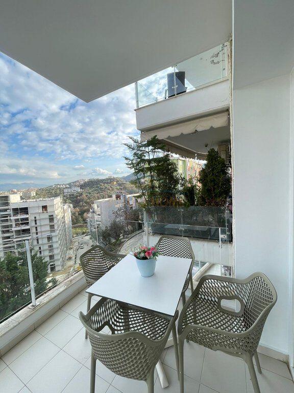 Qera, Apartament 2+1+2,Kopshti Botanik, Tiranë.