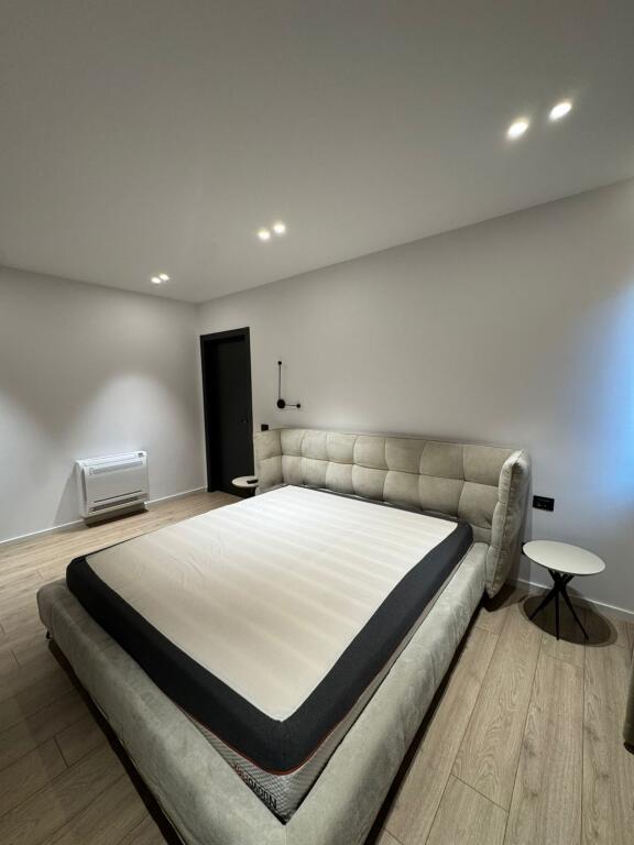 APARTAMENT LUKSOZ 2+1 ME QERA TEK ETC