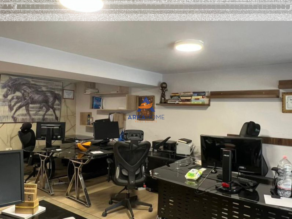 OFFICE FOR RENT ON SULEJMAN DELVINA STREET 800 EURO