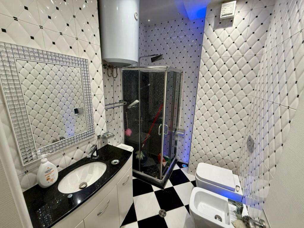 📣 SUPER RENT Apartment 1+1 With Balcony 📍 Near the Municipality Underpass 🛣️ "Shkelqim Fusha" Street ✨💶 Price 600 Euro